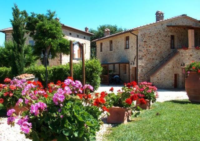Borgo Il Villino Guest House กาโซเล เดลซา ภายนอก รูปภาพ