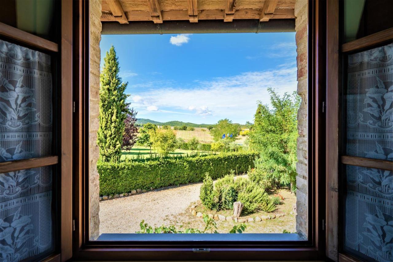 Borgo Il Villino Guest House กาโซเล เดลซา ภายนอก รูปภาพ