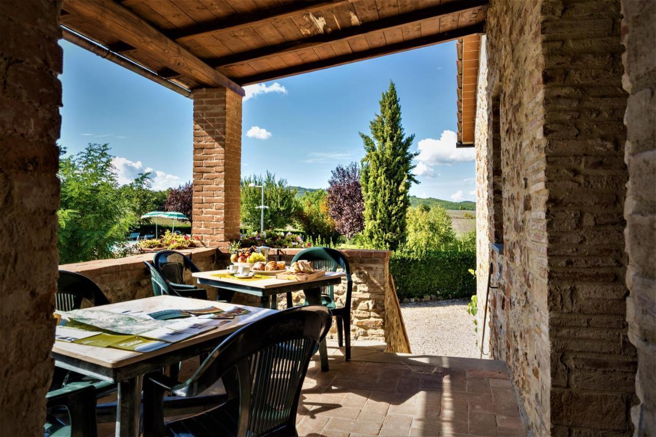 Borgo Il Villino Guest House กาโซเล เดลซา ภายนอก รูปภาพ