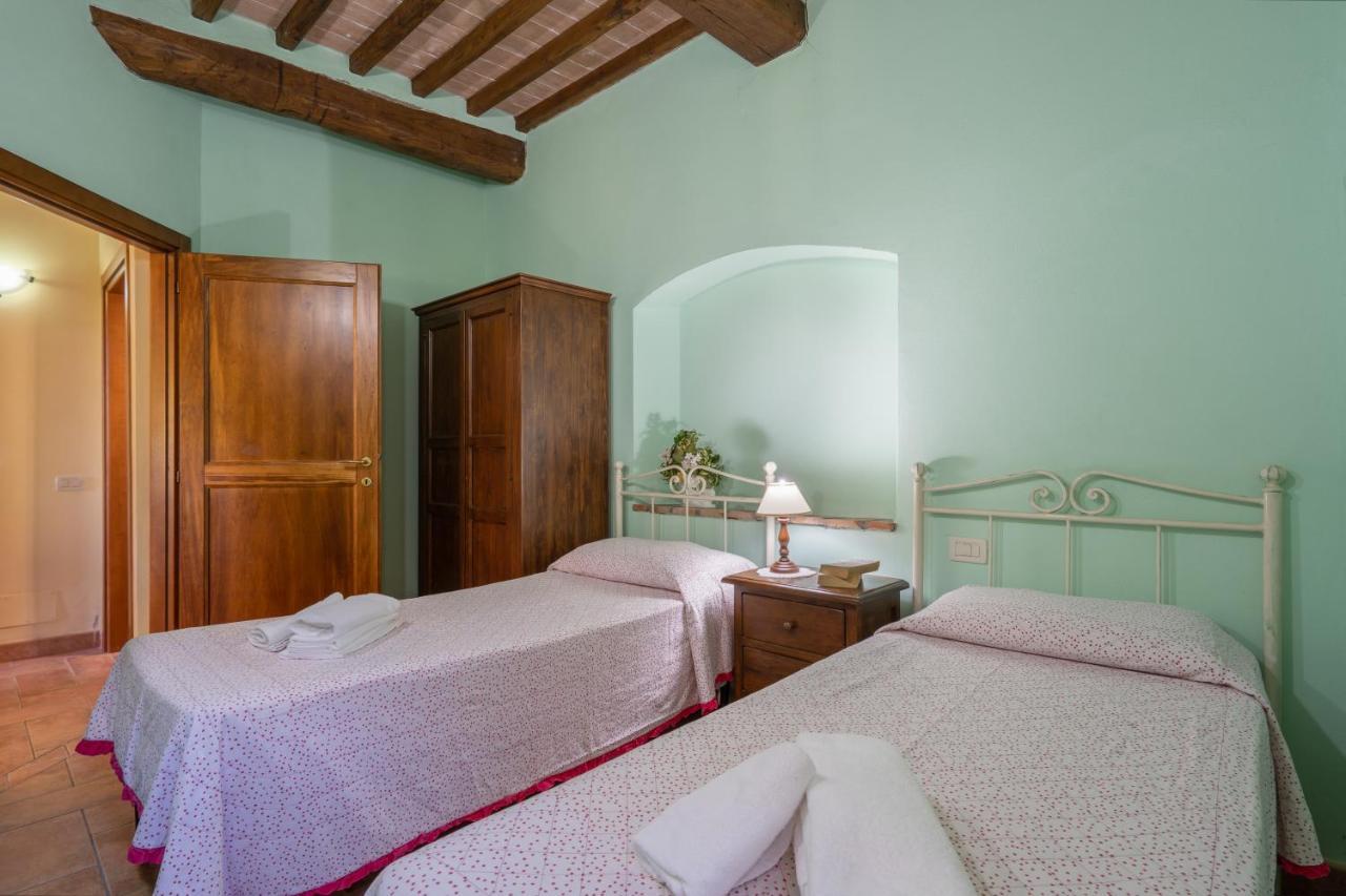 Borgo Il Villino Guest House กาโซเล เดลซา ภายนอก รูปภาพ