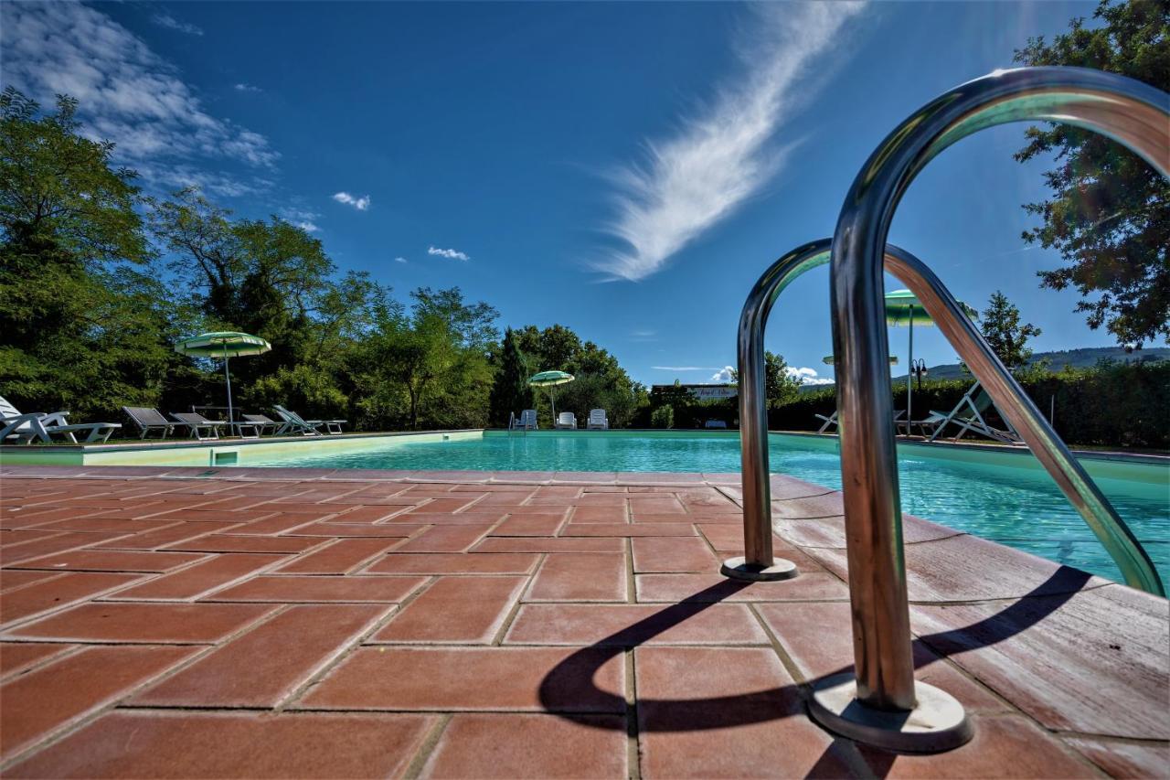 Borgo Il Villino Guest House กาโซเล เดลซา ภายนอก รูปภาพ